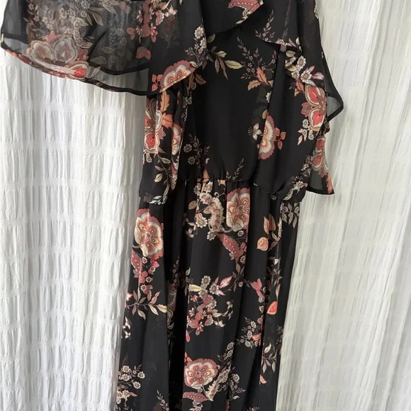 Sienna Sky Black Floral Dress - Picture 2 of 5
